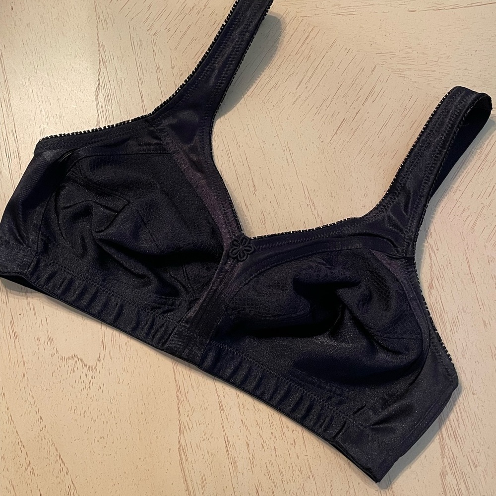 Underscore Fashion Plus Comfort Wireless Bra | Black | SZ 34B